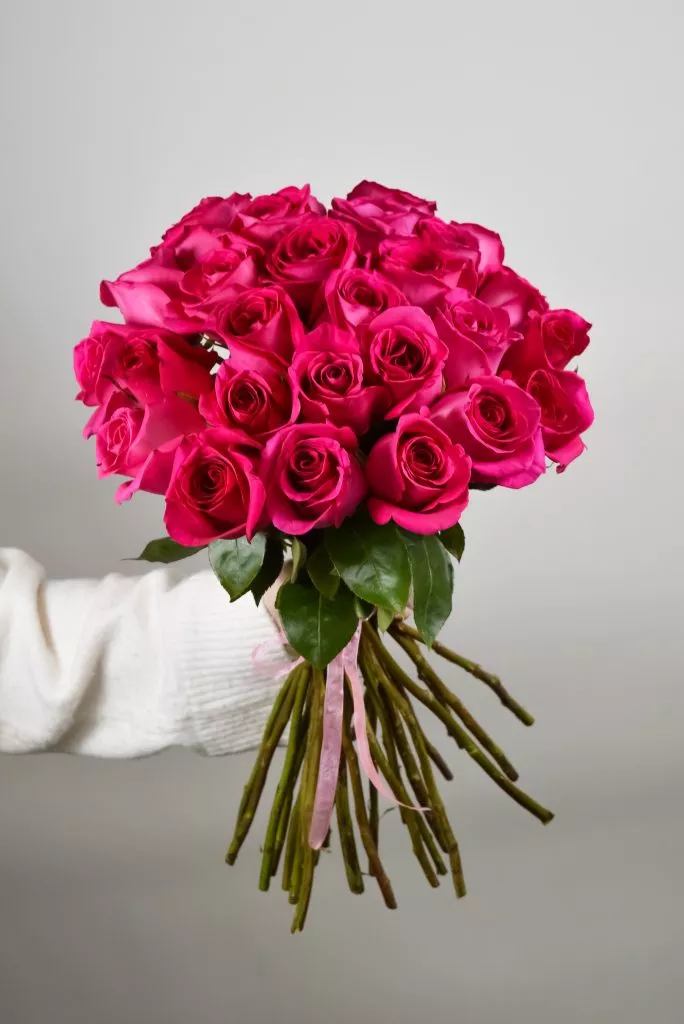 29 роз Пинк розовых