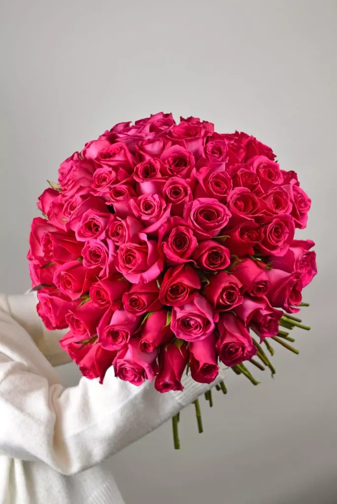 75 роз Пинк розовая