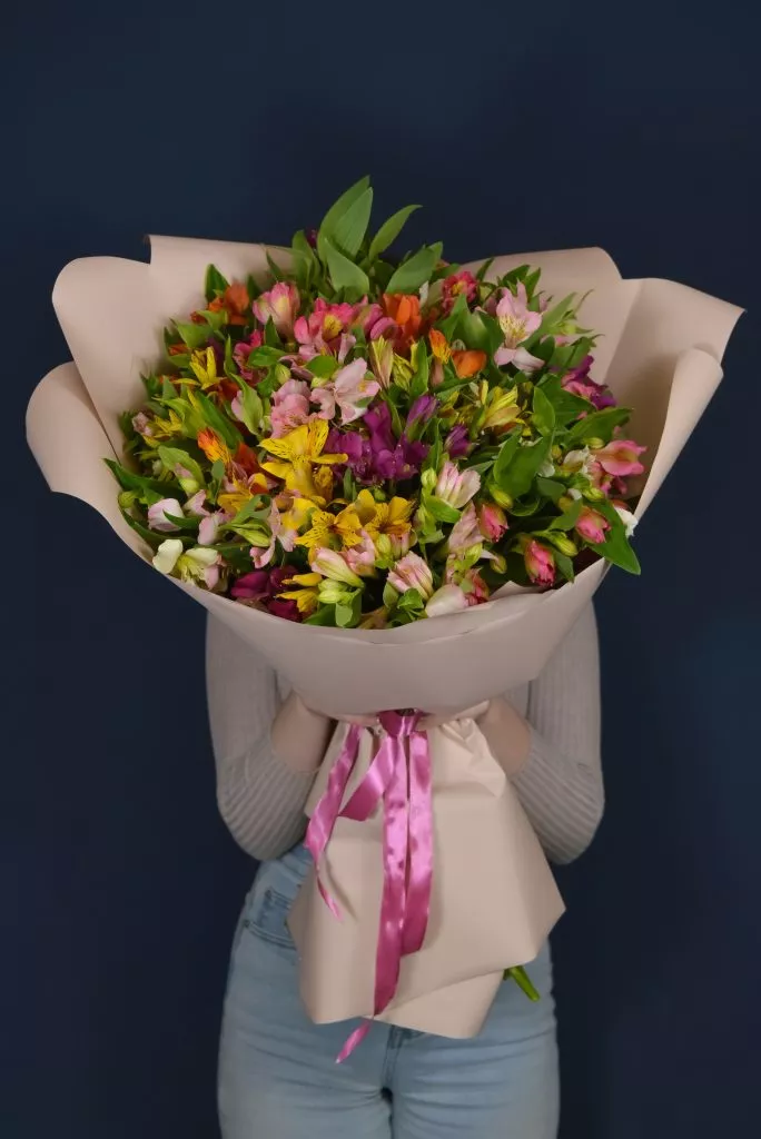 25 альстромерий микс