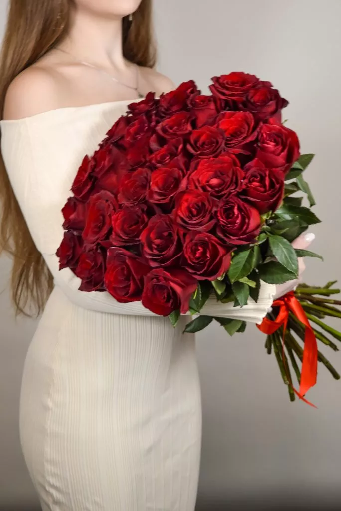 31 красная роза