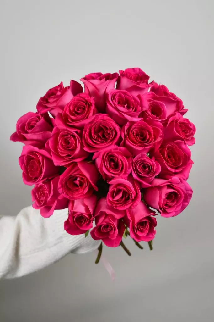 23 роз Пинк розовых