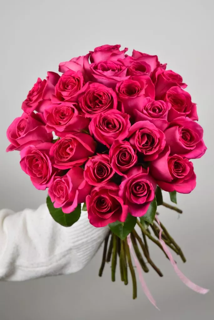 25 роз Пинк розовых