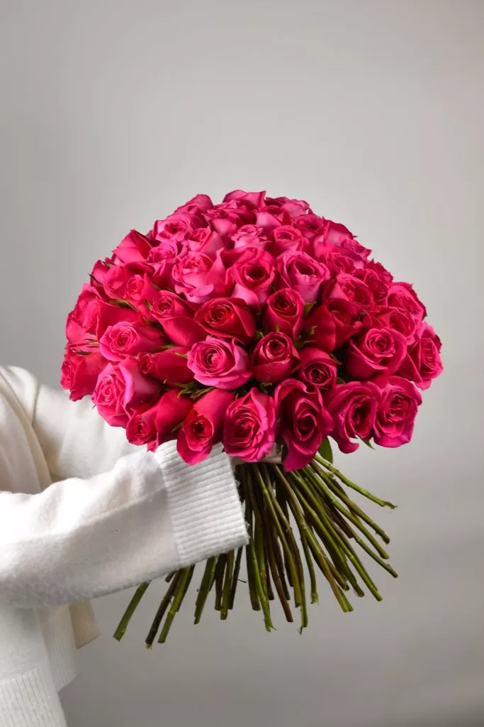 75 роз Пинк розовая