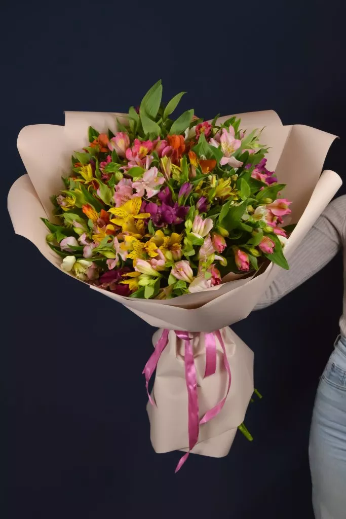 25 альстромерий микс