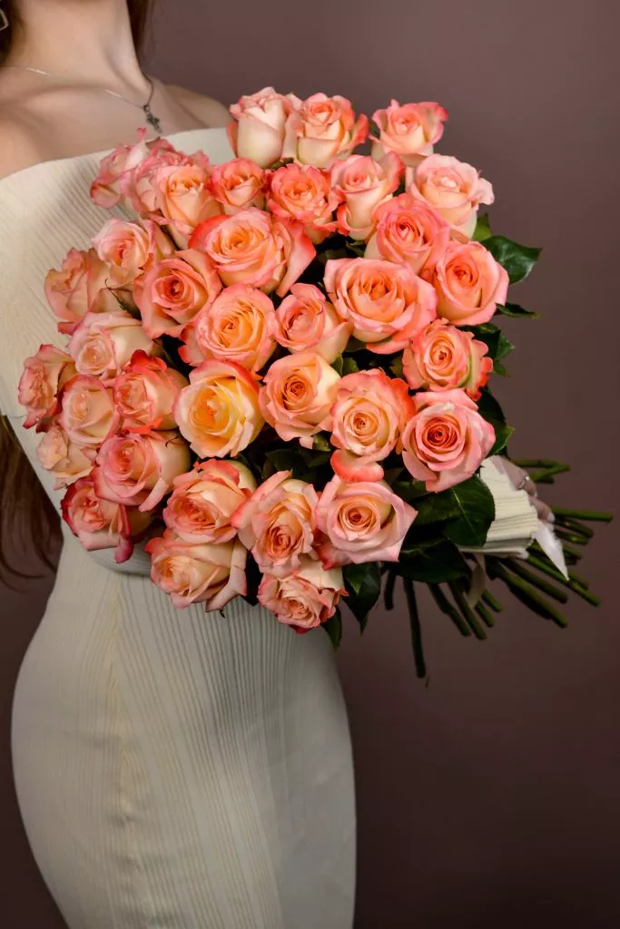 31 розовые розы Эквадор