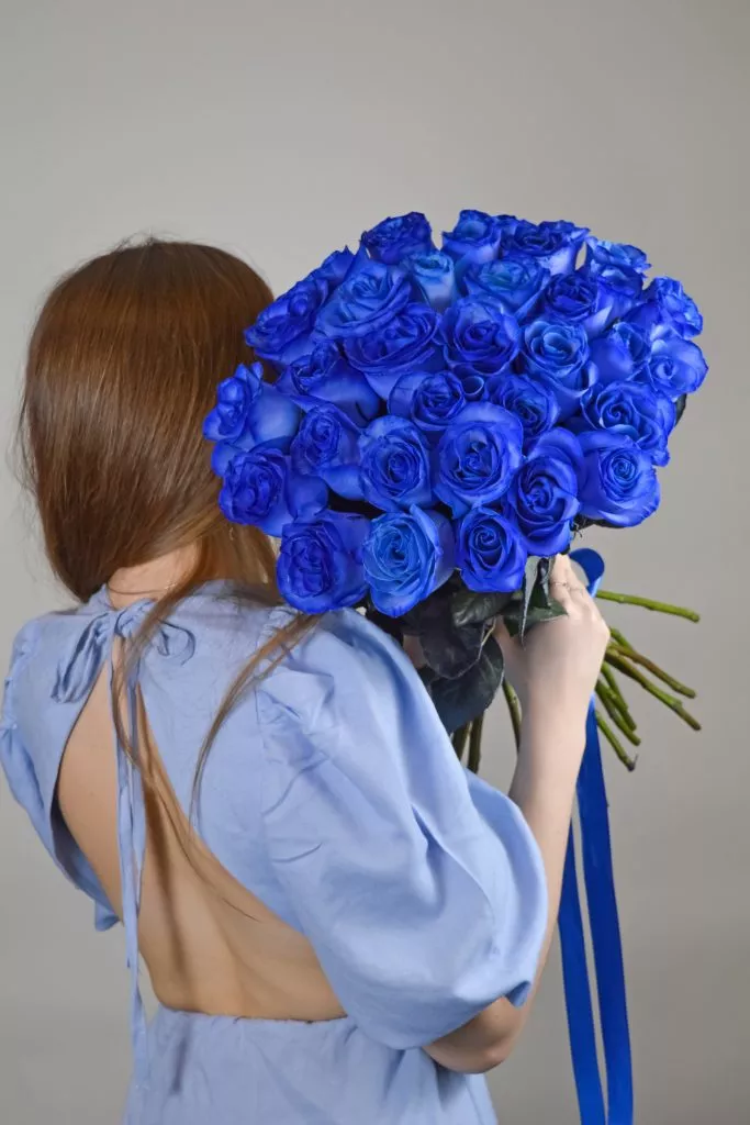 35 синих роз Эквадор