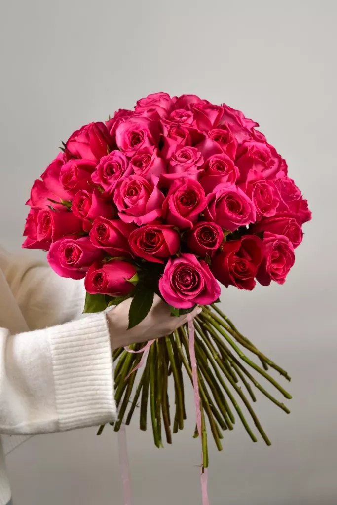 51 роза Пинк розовая