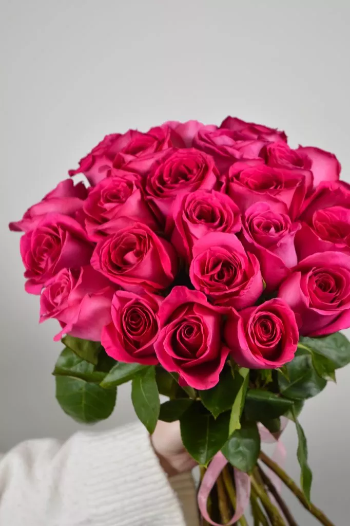 23 роз Пинк розовых