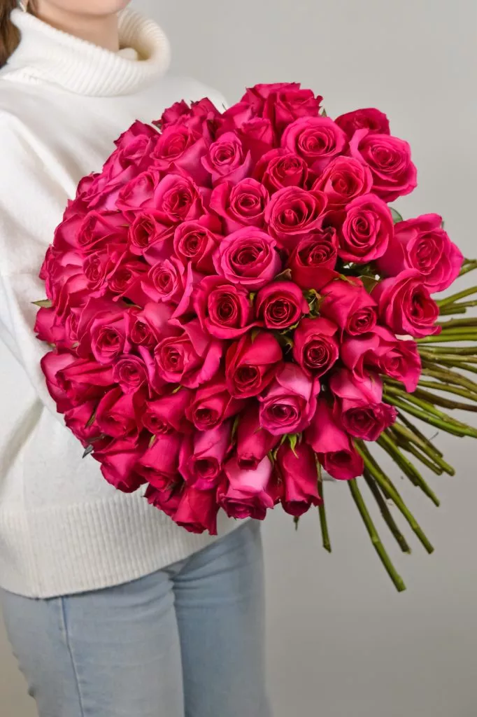 75 роз Пинк розовая