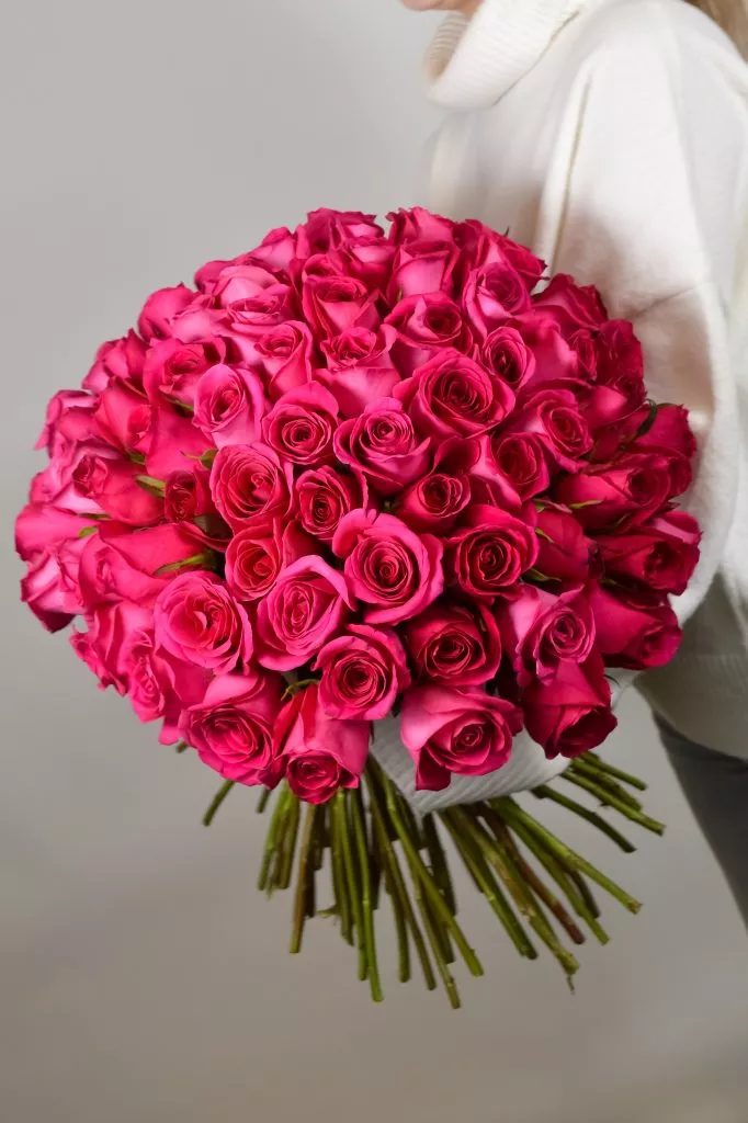 85 роз Пинк розовая