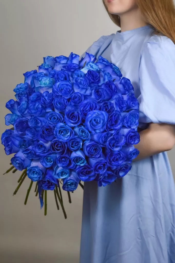 75 синих роз Эквадор