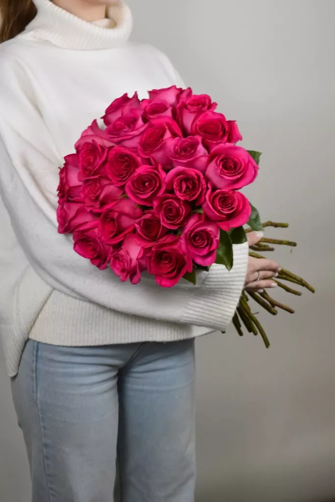 25 роз Пинк розовых