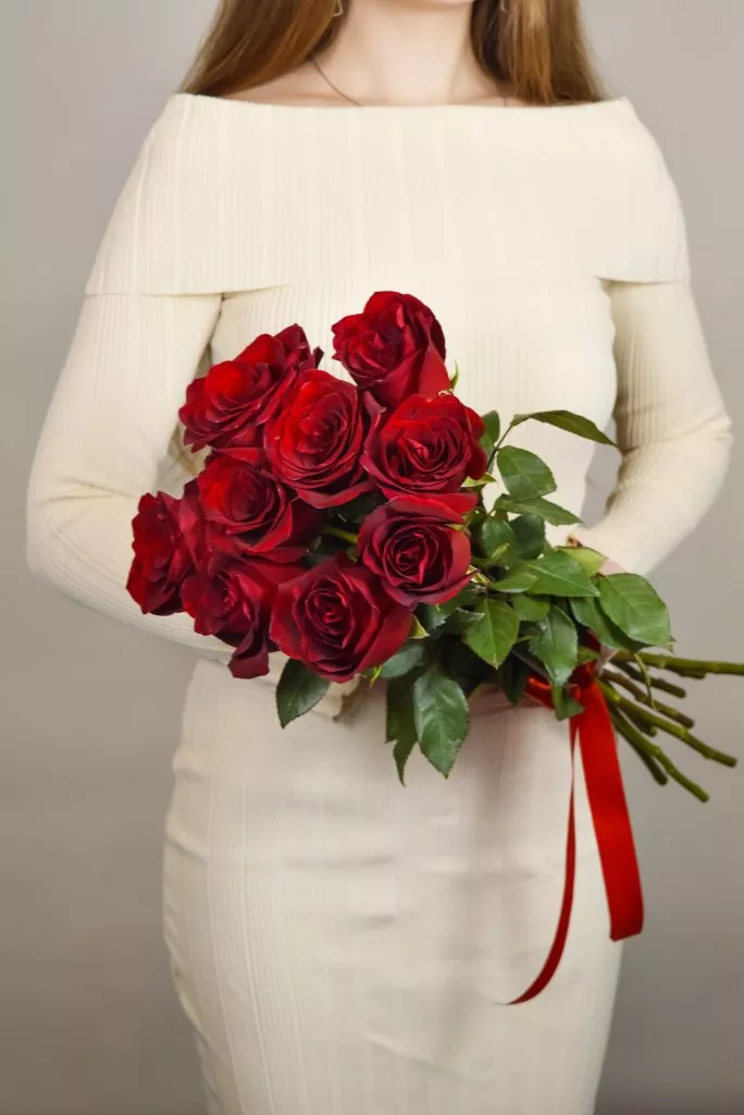 9 роз Эквадор