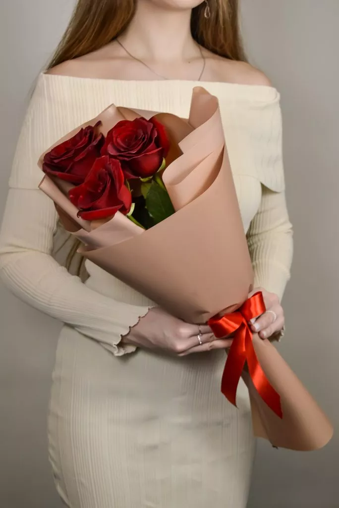 Красные розы