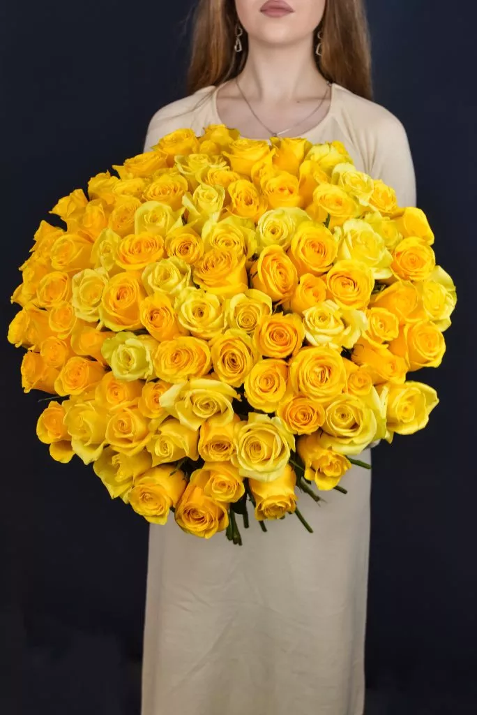 101 желтая роза