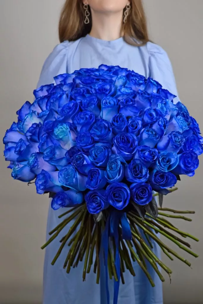 85 синих роз Эквадор