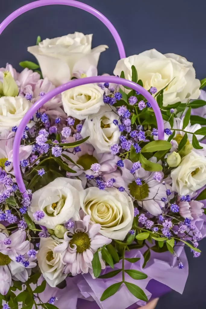 Композиция в сумочке в сиреневых оттенках М