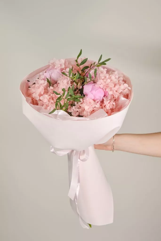 гортензия и пионы