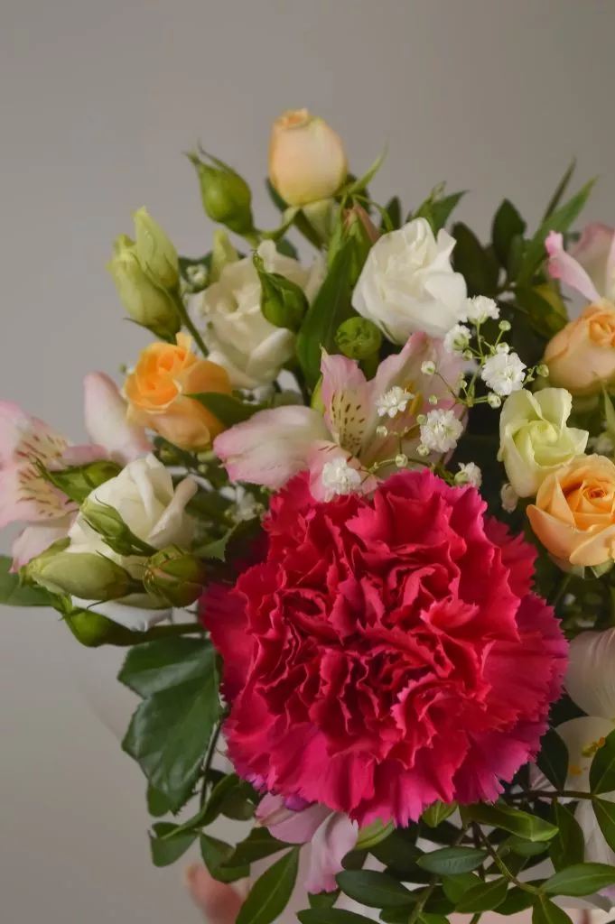 стаканчик с цветами